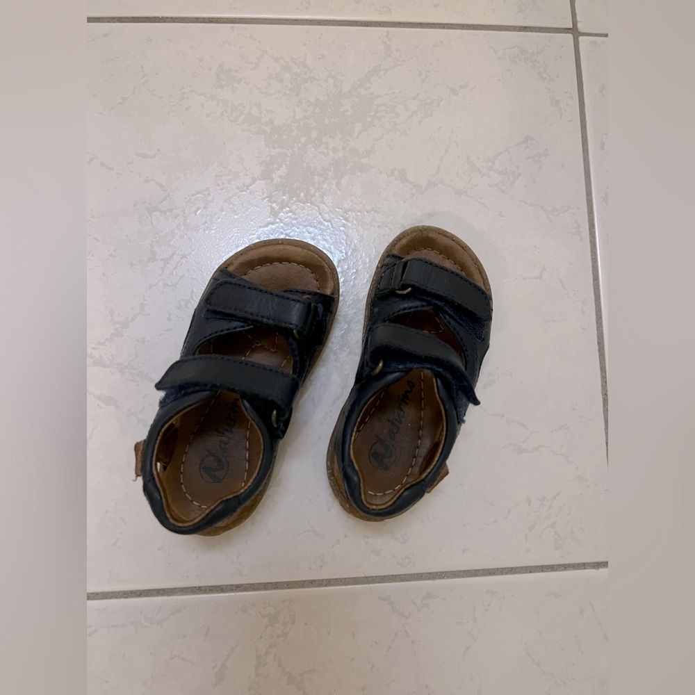 Naturino size EU21 navy blue leather Sandles